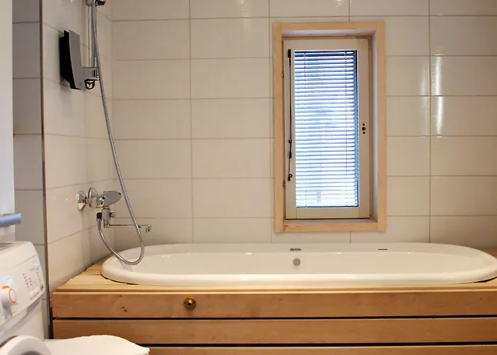 Levi Unna Mannu * Sirkka